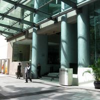 発展を続けるマレーシアを象徴するような近代的建物です
