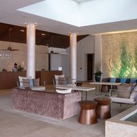 レセプションも落ち着いた雰囲気です