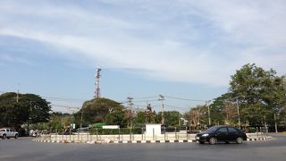 公園内の周遊はレンタサイクルがオススメ