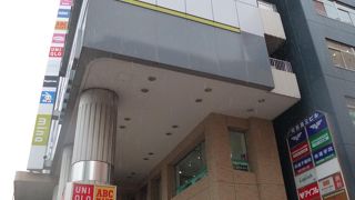 ファーストリテイリングの運営です