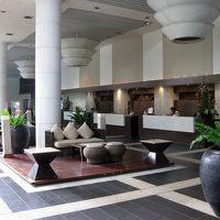 メインロビーは、まさにリゾートホテル