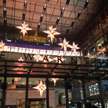 正面にある星の飾り。色が変わって綺麗。