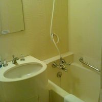 狭いバスタブです？