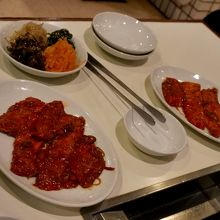 極上カルビ2100円とロース1400円