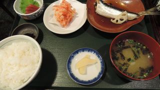 近江町市場の魚料理の店・安くて美味しいがちょっと奥まっている場所で分かりにくい