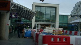 ばらまき用お土産を買いに