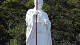 室戸青年大師像