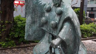 桜の花びらが似合います