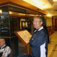 ホテル玄関に入ったところ