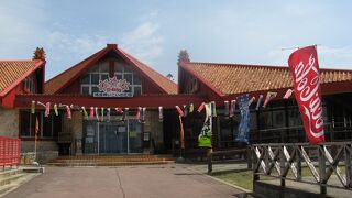 巨大なシーサーがお出迎え