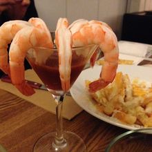 カリフォルニアラウンジ