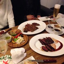 カリフォルニアラウンジ