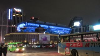 夜の七変化は綺麗です。