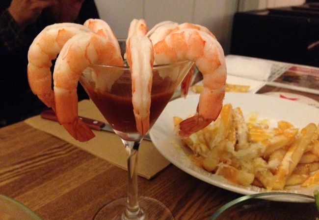 南武線「矢向」駅近くの住宅街にある、隠れ家的お店。熟成肉、美味しいです。