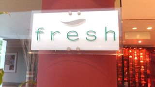 ジョホールバルの綺麗なレストラン、朝食をいただきました