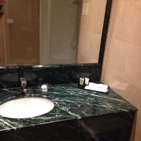 洗面 ドライヤーは動かせない