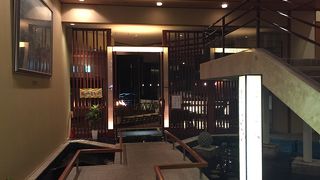 万窯竈(まんようがま)レストラン「ととや」