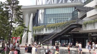 試食もいっぱい　美味しい限定品をお土産に