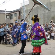 桜と分水花魁道中