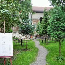 お洒落なお店もたくさんある