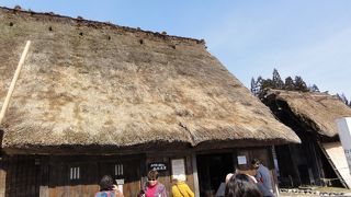 民家園で見られます。