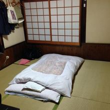 角部屋で朝明るくて目が覚めます