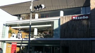 ドイツの高級家電メーカーのショールーム