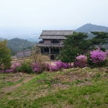 西門を裏側から撮ったものです