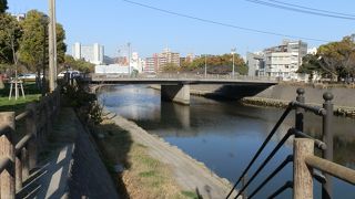 日本の夜明けを育んだ甲突川。