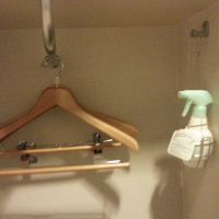 最近はかなり見かけますが、ファブリーズ（かな？）もあります。