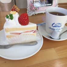 ショートケーキ旨し