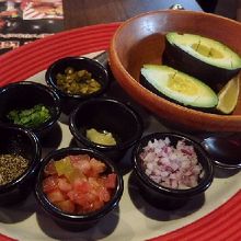 TABLESIDE GUACAMOLE