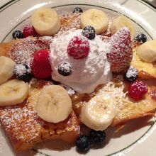 フルーツのフレンチトースト