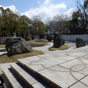 大阪城内豊国神社横にある日本庭園
