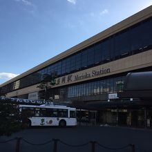 コンパクトな盛岡駅
