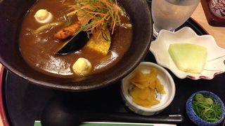 紙エプロン付きで安心