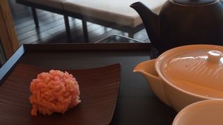 とらや お庭を愛でながら和菓子で小休止