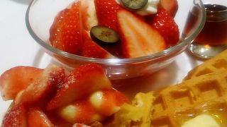 名古屋でタカノフルーツパーラー