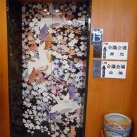どこのエレベーターも綺麗な絵が
