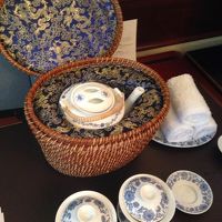 さらに部屋に入るとチャイニーズティーのサービス