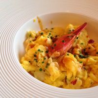 ロブスターたっぷりのオムレツ