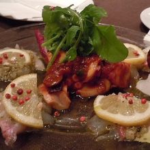 白身魚のカルパッチョとタコのマリネ