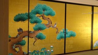 桜満開の季節に訪れました。