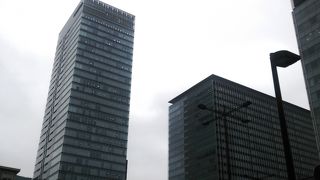 複合施設です。