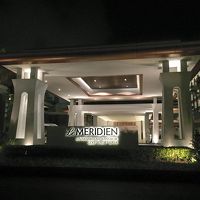 ホテルエントランス