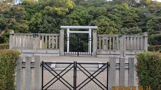 住宅街にひっそりと