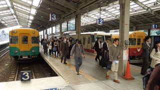 ここの窓口で、室堂までの往復チケットを購入するのがお勧めです。