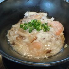 3種類のキノコの「海鮮餡かけ炒飯丼」