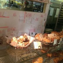 店内カウンター