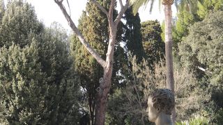 ローマっ子の憩いの場。セグウェイにも挑戦できます